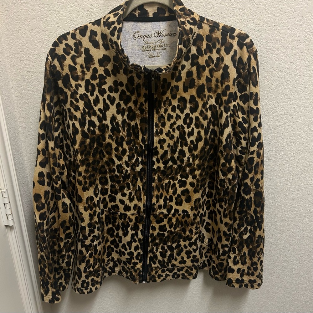 Onque Woman Brown and Black Leopard Jacket